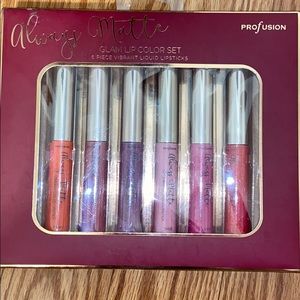 Lip color set